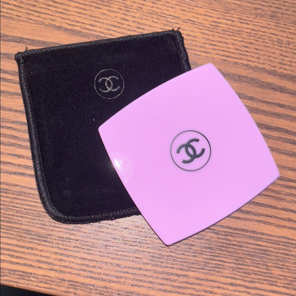Chanel Double Mirror – Limited Edition Lilac Purple with Velvet Pouch - NEW - Picture 1 of 7